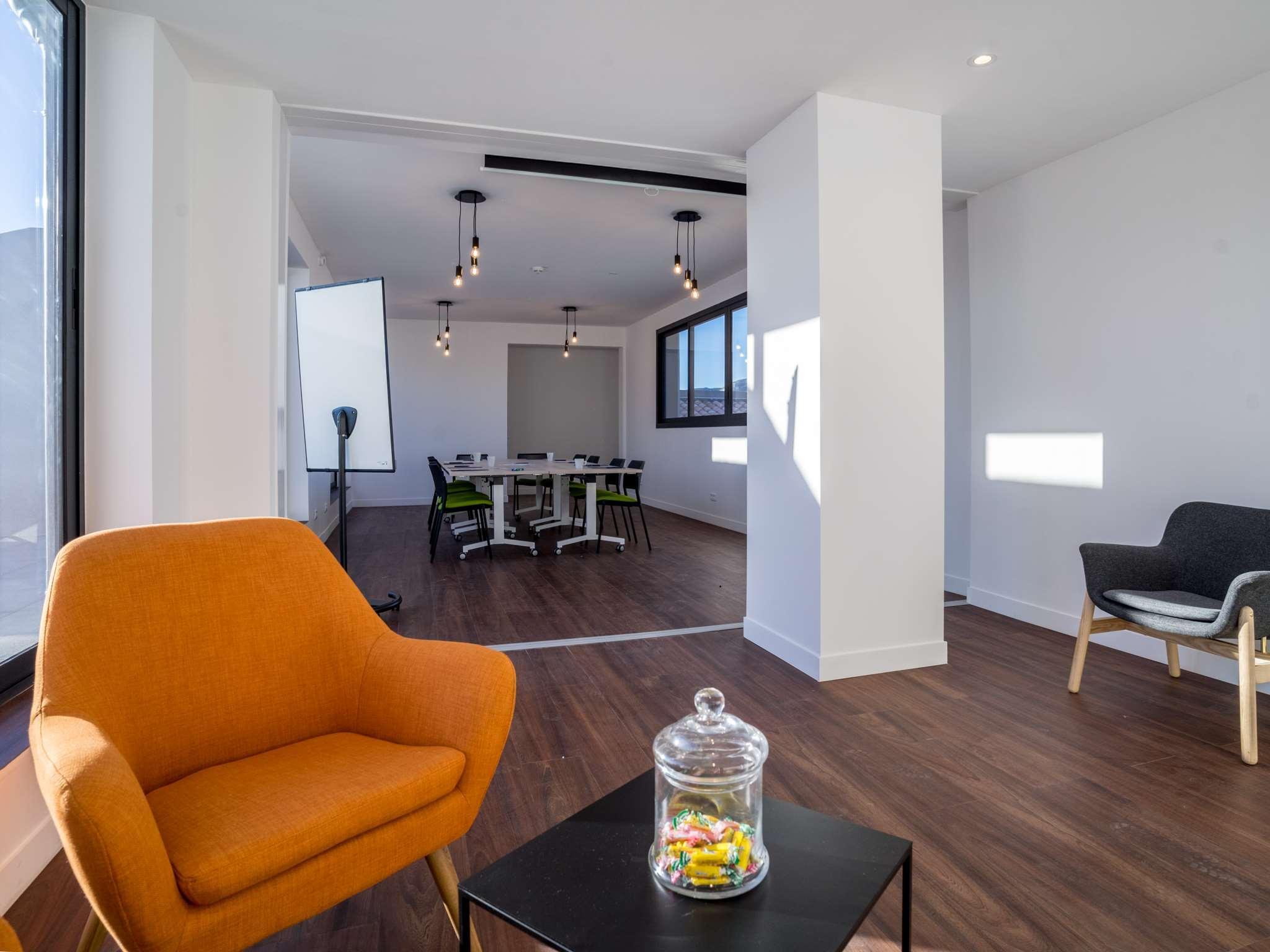 Campanile Marseille Est - Aubagne Hotel Ngoại thất bức ảnh