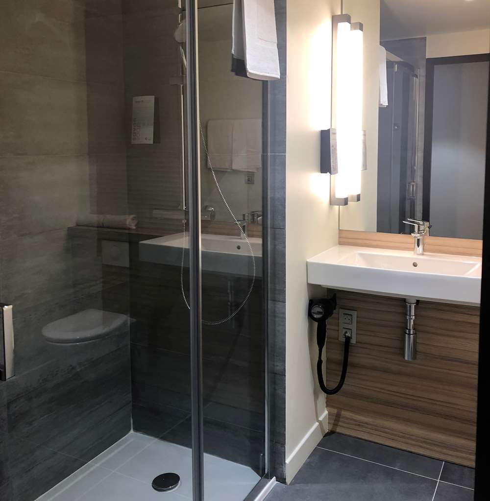 Campanile Marseille Est - Aubagne Hotel Phòng bức ảnh